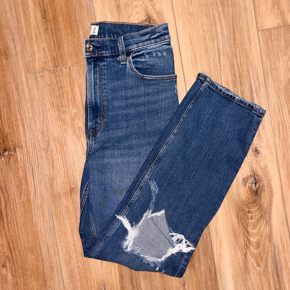 Abercrombie & Fitch Ankle Straight Ultra High Rise Jean